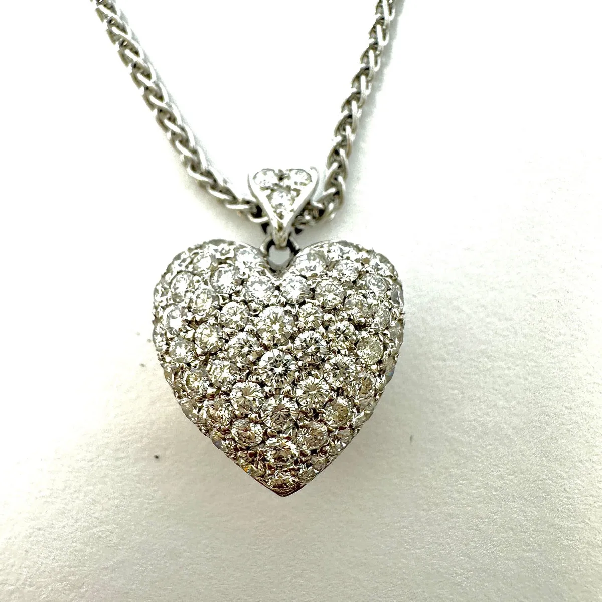 18K White Gold 16" Necklace with Diamond Heart Pendant