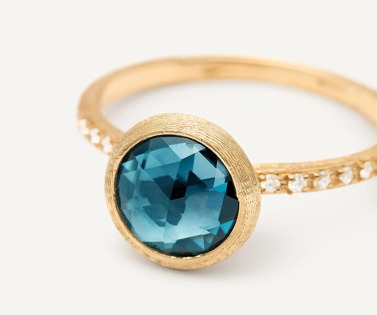 18K Yellow Gold London Blue Topaz Ring with Diamond Pavé Shank