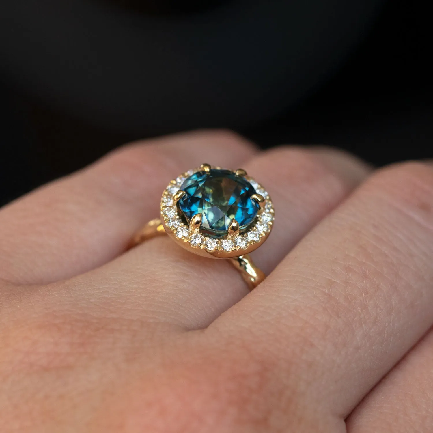 4.27ct Blue Madagascar Sapphire Six Prong Halo Evergreen Ring in 18k yellow gold