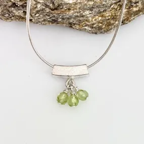 Balance Birthstone Peridot Slider Necklace