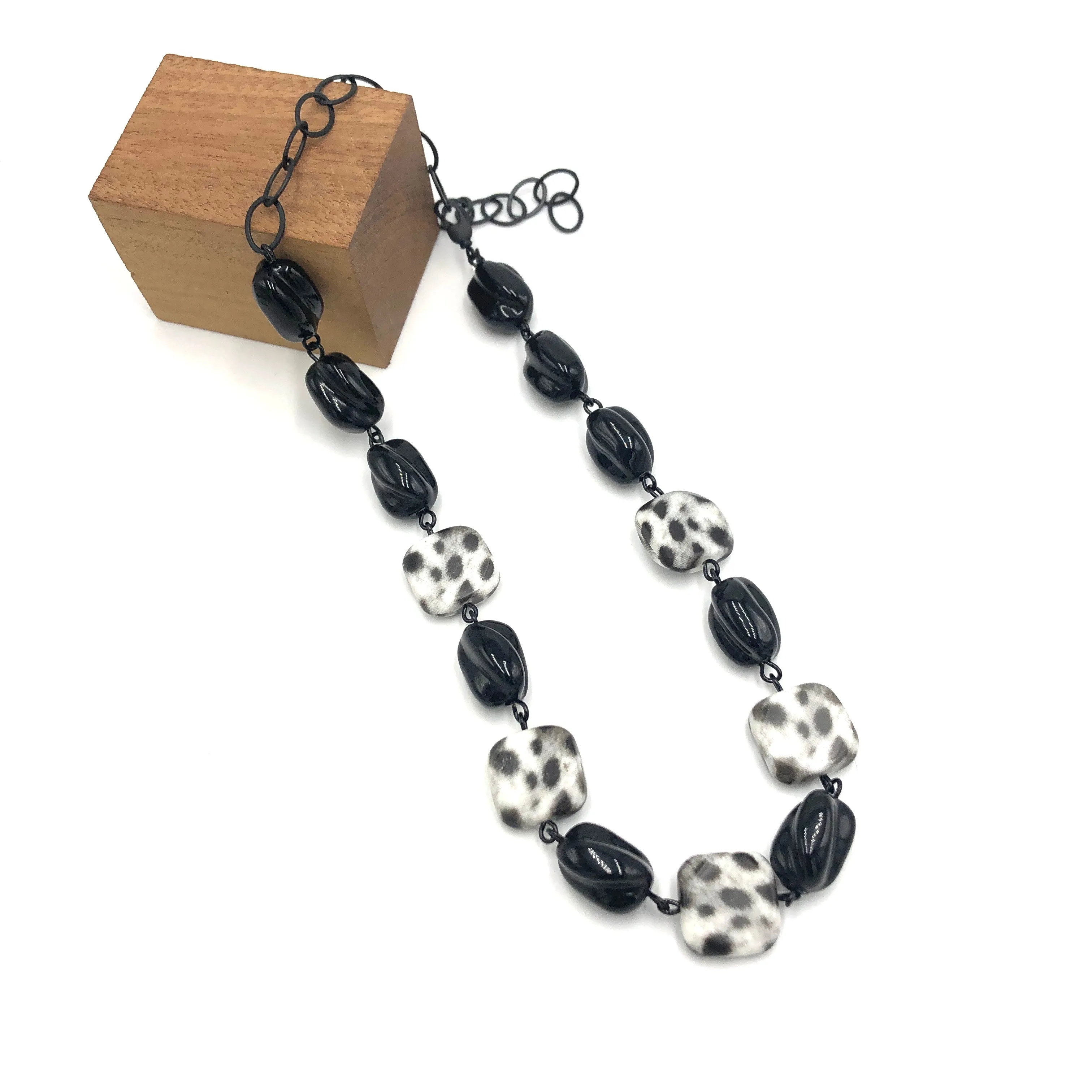 Black & Snow Leopard Amelia Necklace