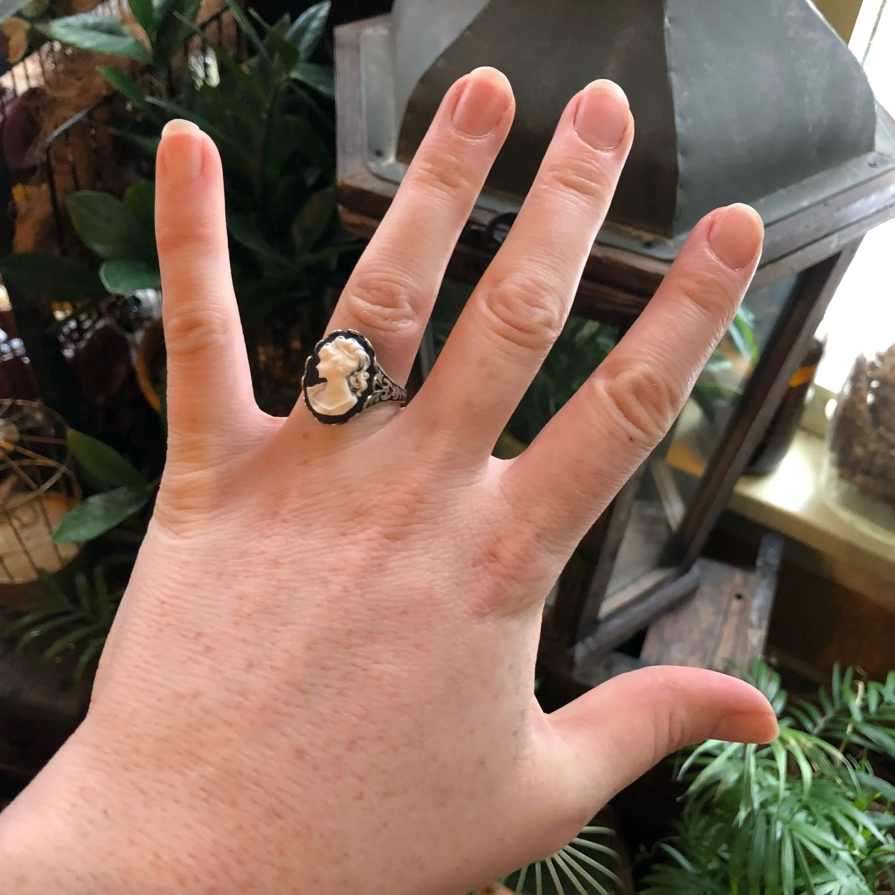 Black and White Woman Cameo Ring