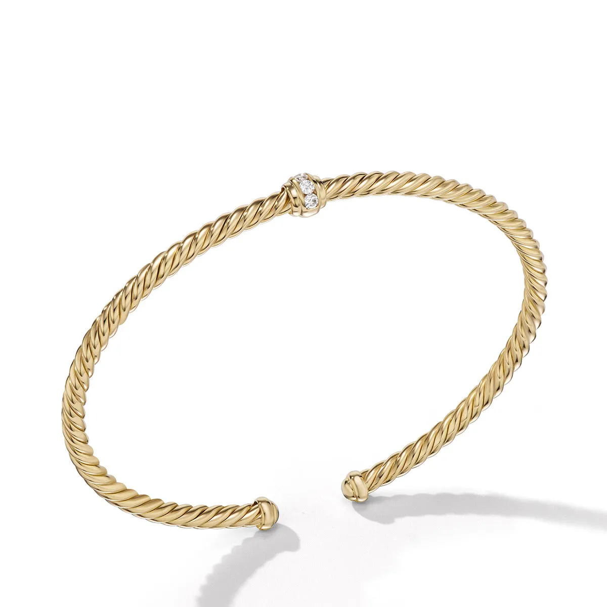 Cable Classics Center Station Bracelet in 18K Yellow Gold with Pave Diamonds