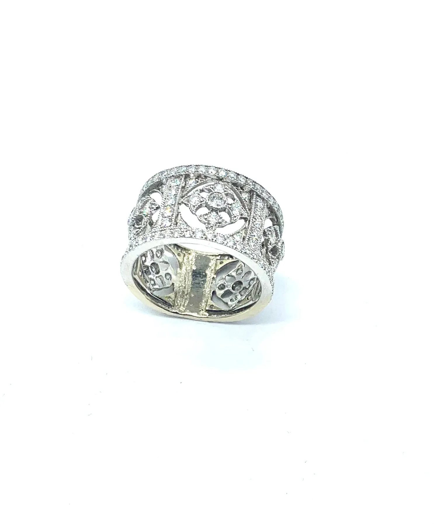 Diamond Milgrain Cross Cutout Ring