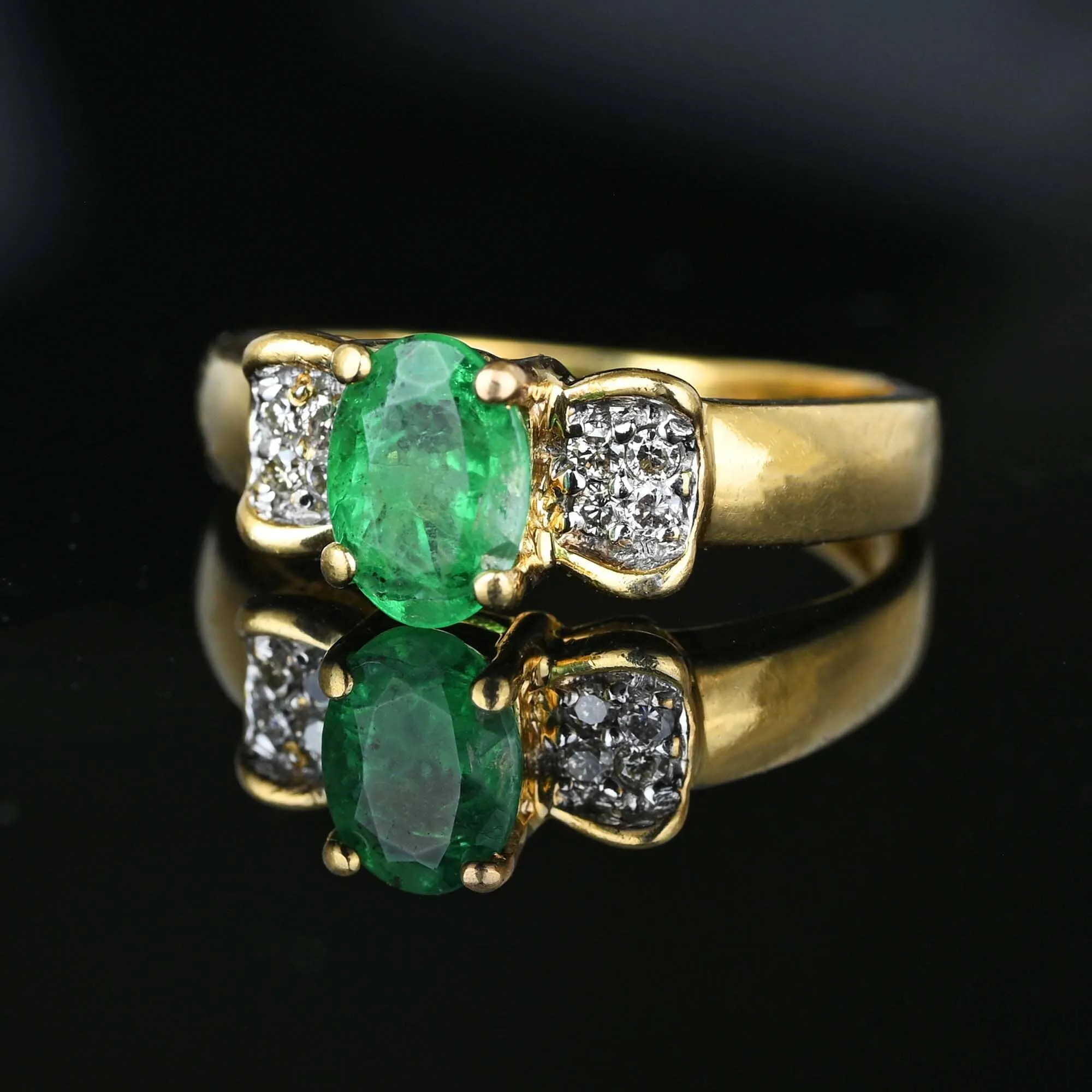 Estate Diamond Bow Natural Emerald Ring in 14K Gold