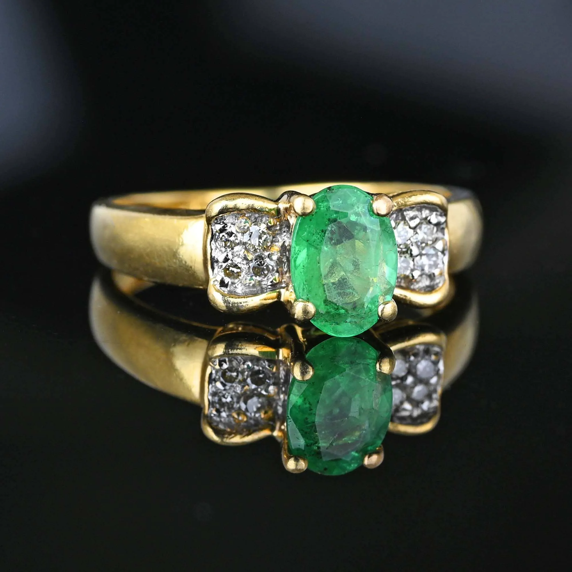 Estate Diamond Bow Natural Emerald Ring in 14K Gold