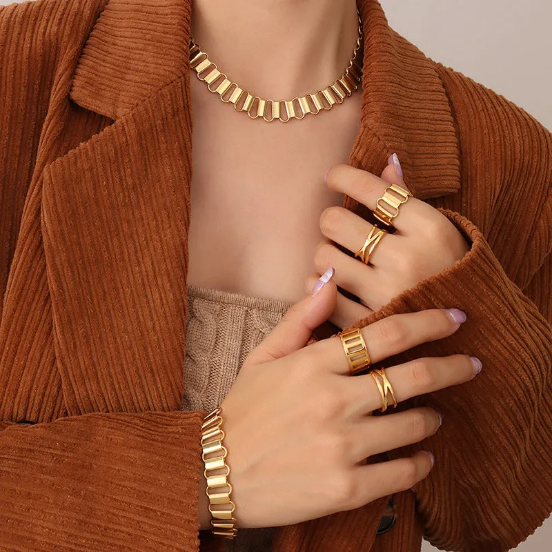 European and American Instagram Chic Hollow Geometric Jewelry Set in 18K Gold Titanium Steel