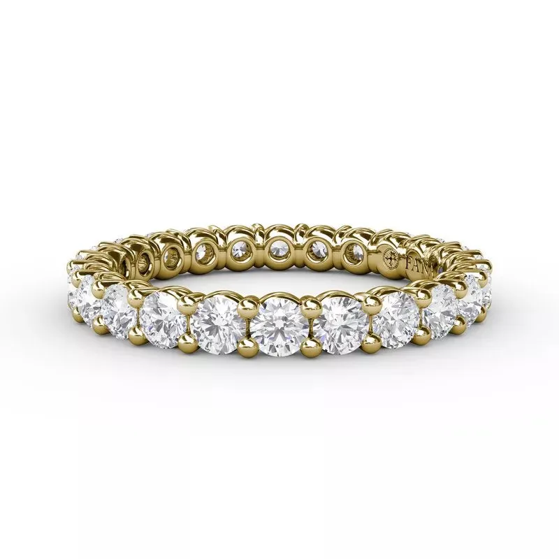 Fana Chunky Shared Prong Eternity Band 6113