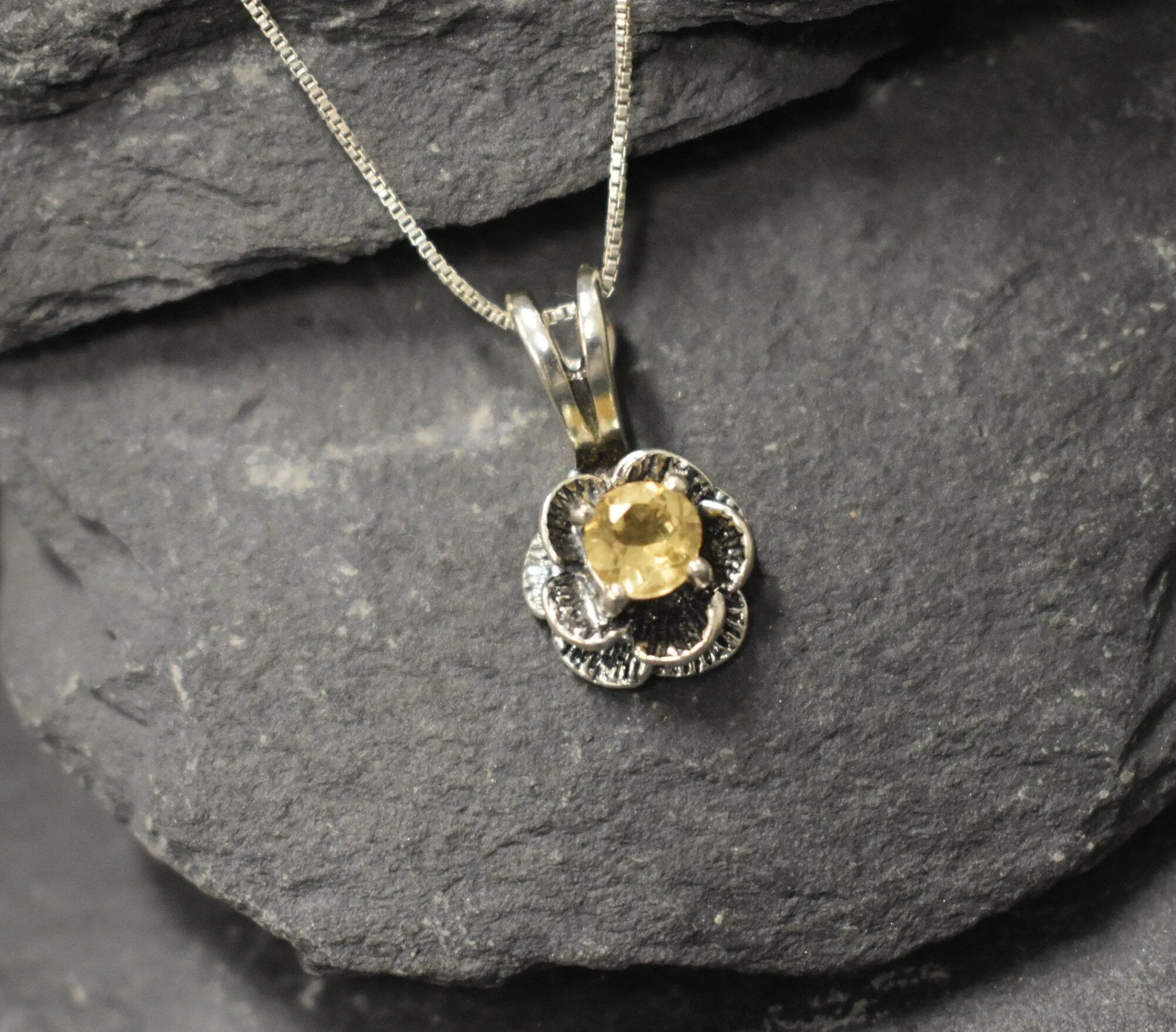 Flower Citrine Pendant - Vintage Flower Necklace - Dainty Citrine Necklace