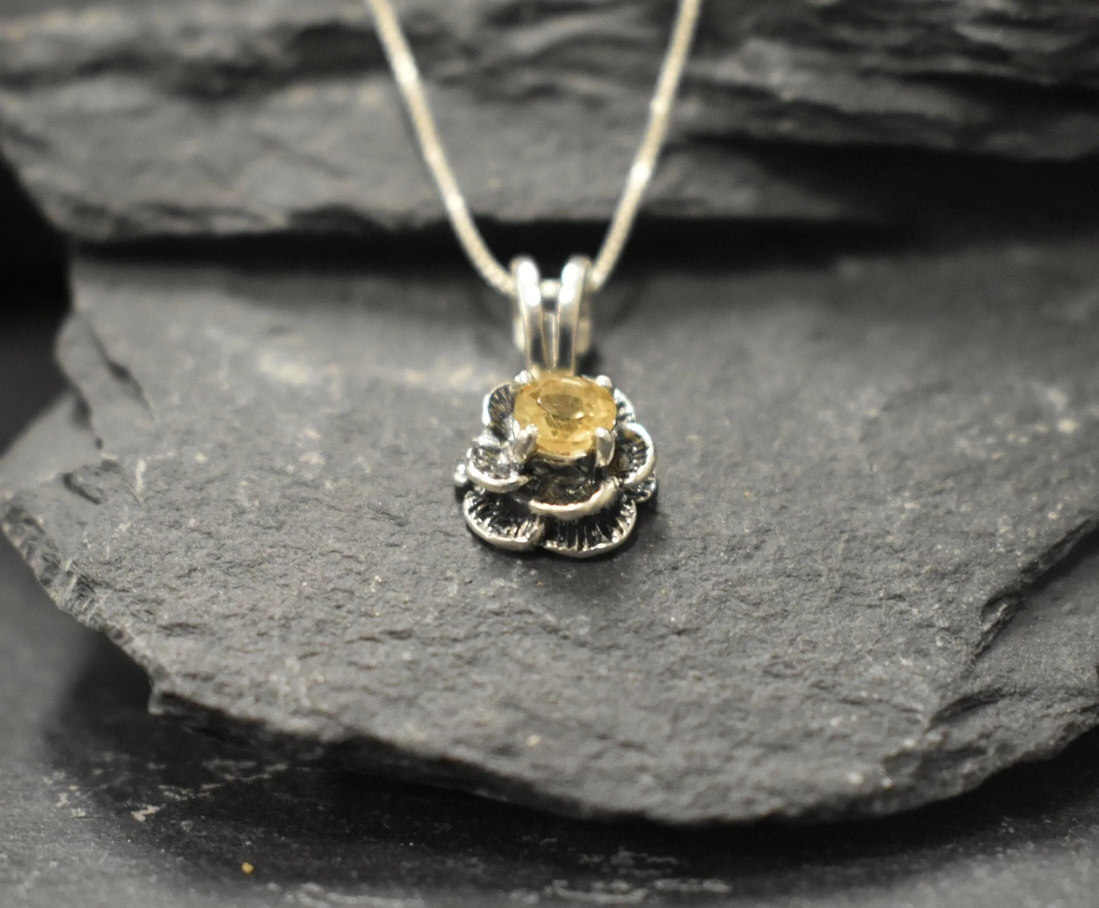 Flower Citrine Pendant - Vintage Flower Necklace - Dainty Citrine Necklace