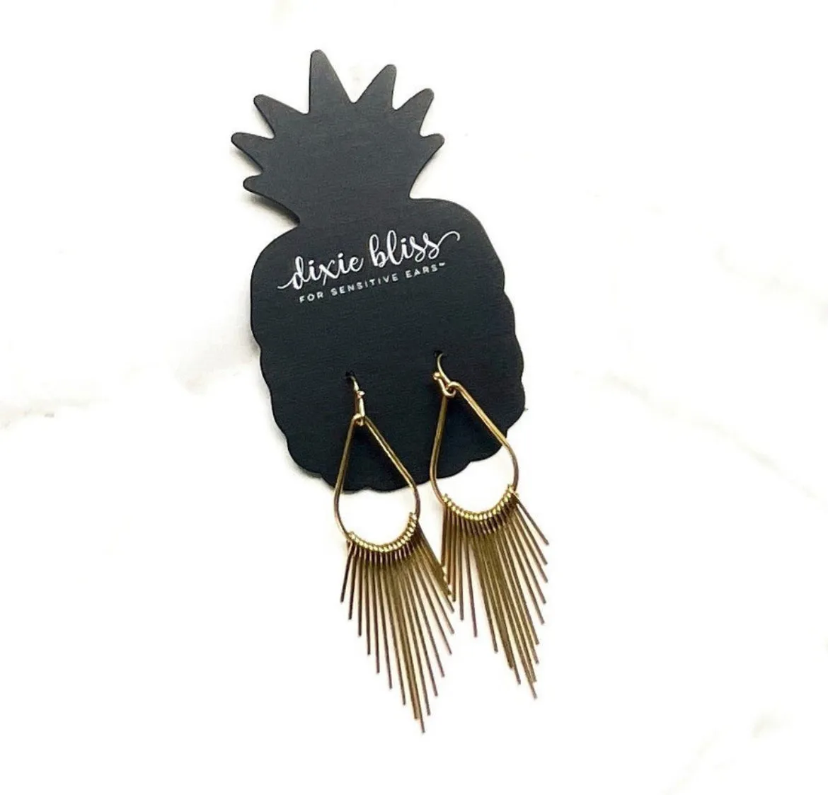 In The Wind - Dixie Bliss - Dangle Earring