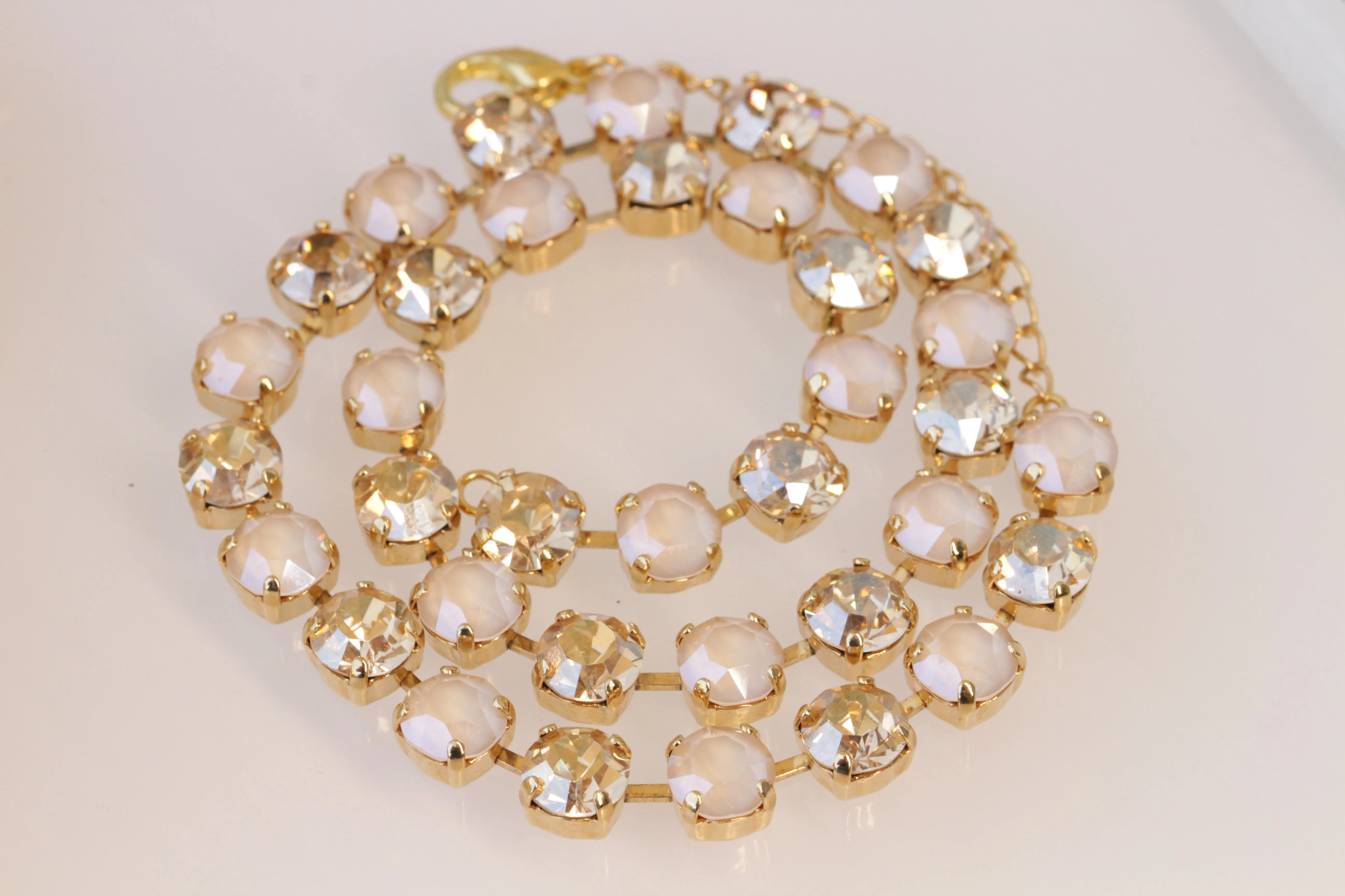 IVORY CHAMPAGNE NECKLACE