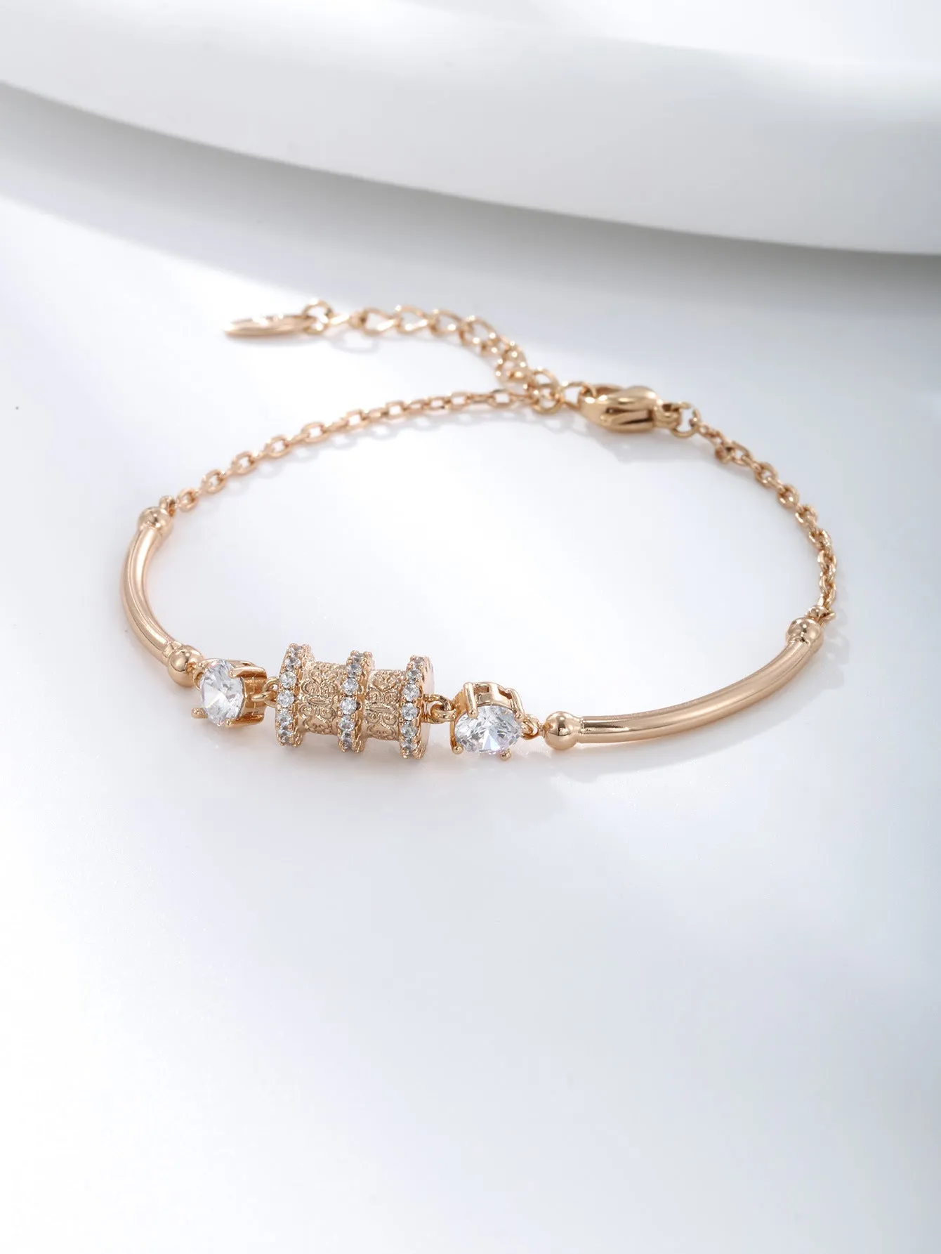 Jewelry Plated 18K Gold Jewelry Small Waist Bracelet Girls High-end Niche Best Friend Hand Jewelry Women