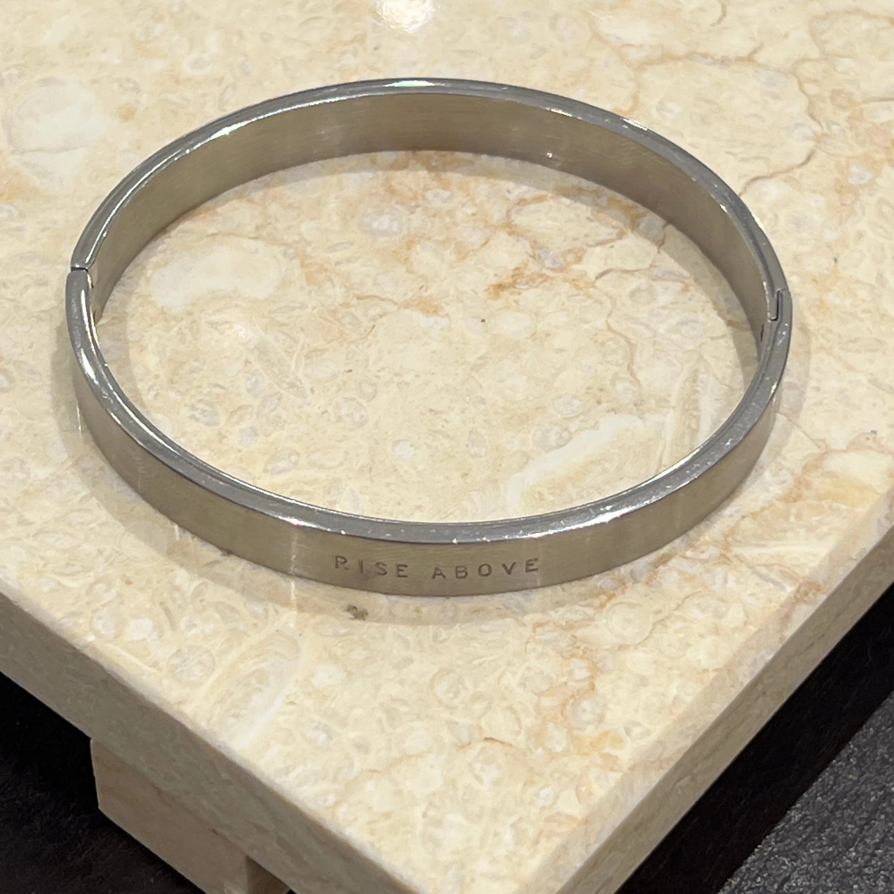 KAZA HEAVY DUTY BANGLE (8MM) 'RISE ABOVE'