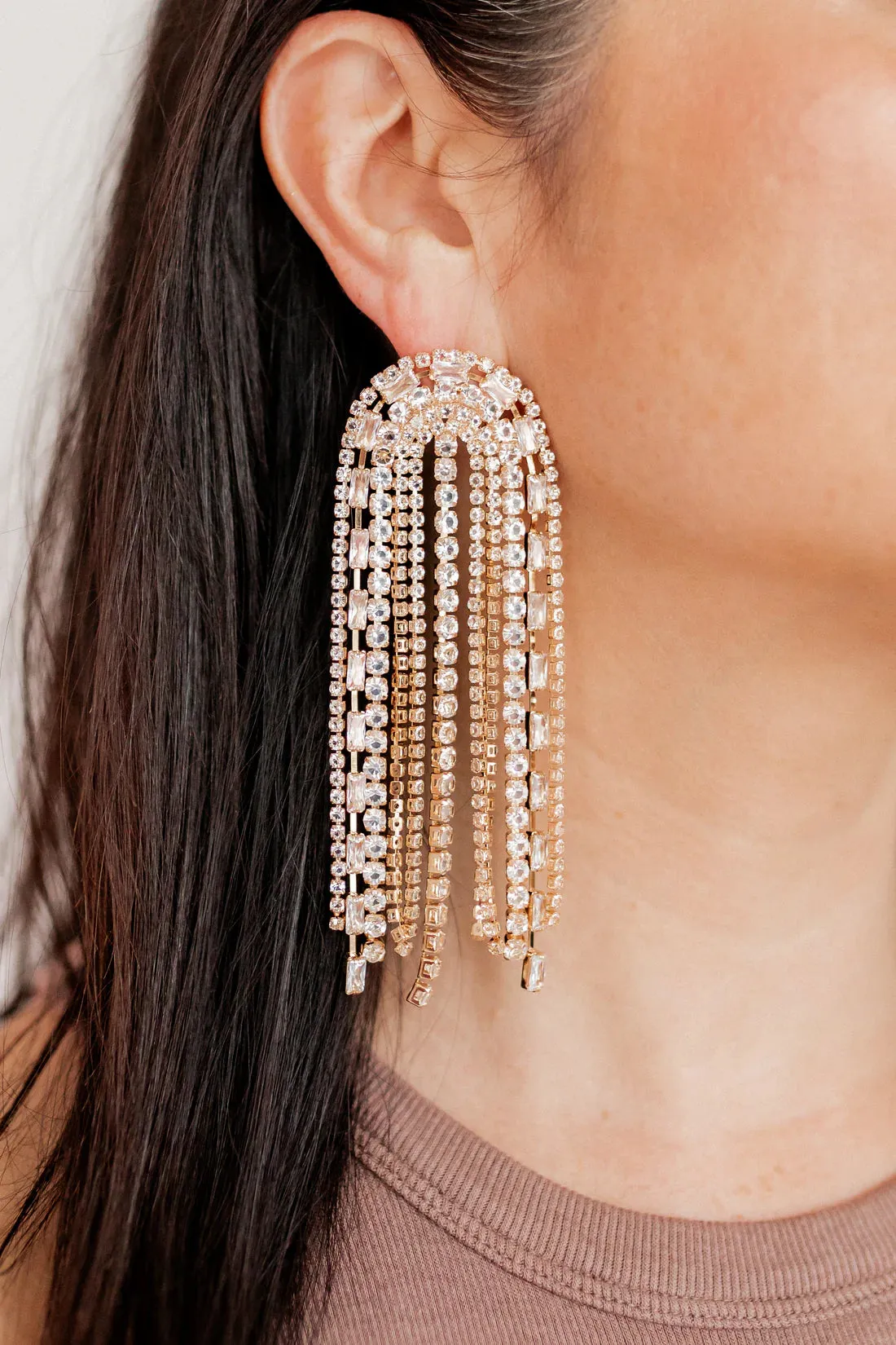 Linny Co | Hollis Chandelier Drop Earrings in Gold