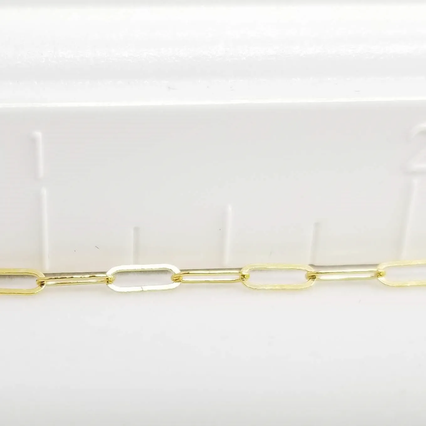 Micro Paper Clip Chain in 14k Goldfill