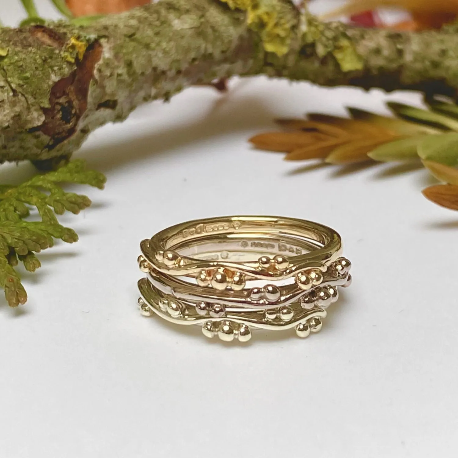 Nature Wavy Vine Ring, Vine and Berry Wedding Ring