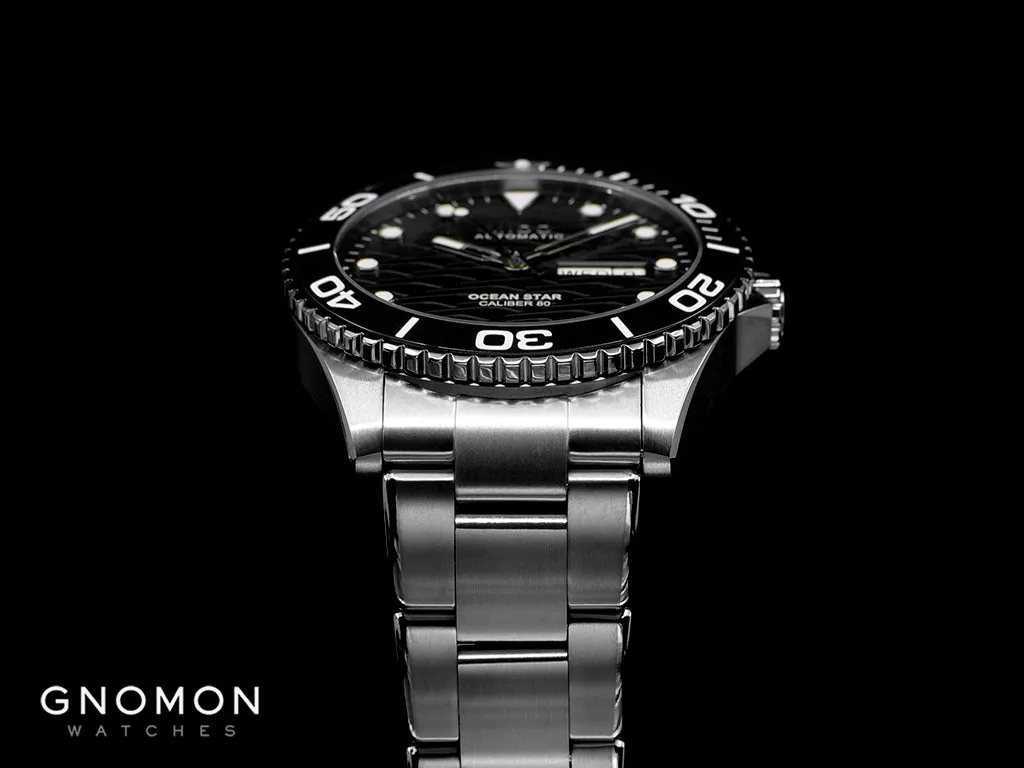 Ocean Star 200C Titanium Black Ref. M042.430.44.051.00