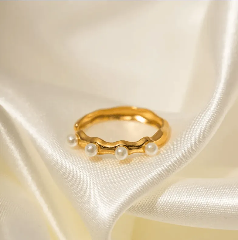 Pearl wavy Resizable Ring