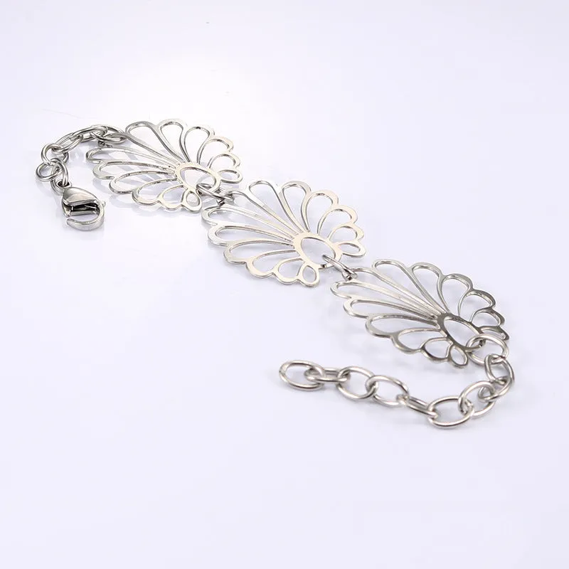 Personalized Large Flower Titanium Steel Bracelet for Women – Elegant Stainless Steel Jewelry