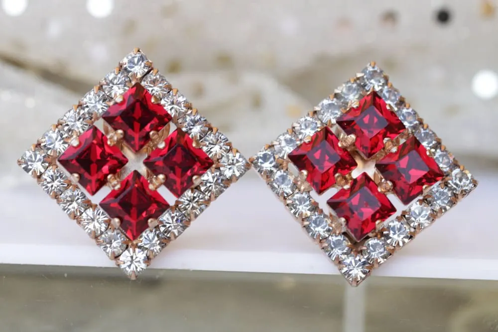 RED SQUARE EARRINGS