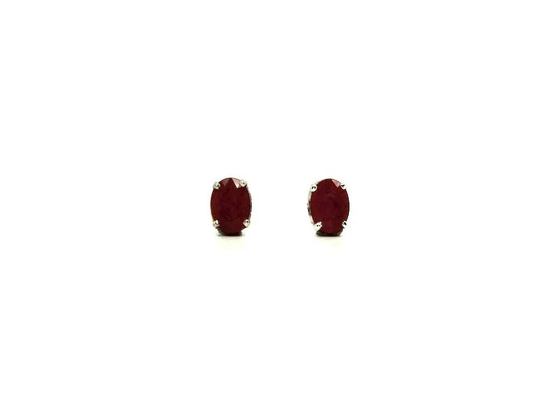 Ruby Stud Oval Cut Ad No.0867 (5/7mm )