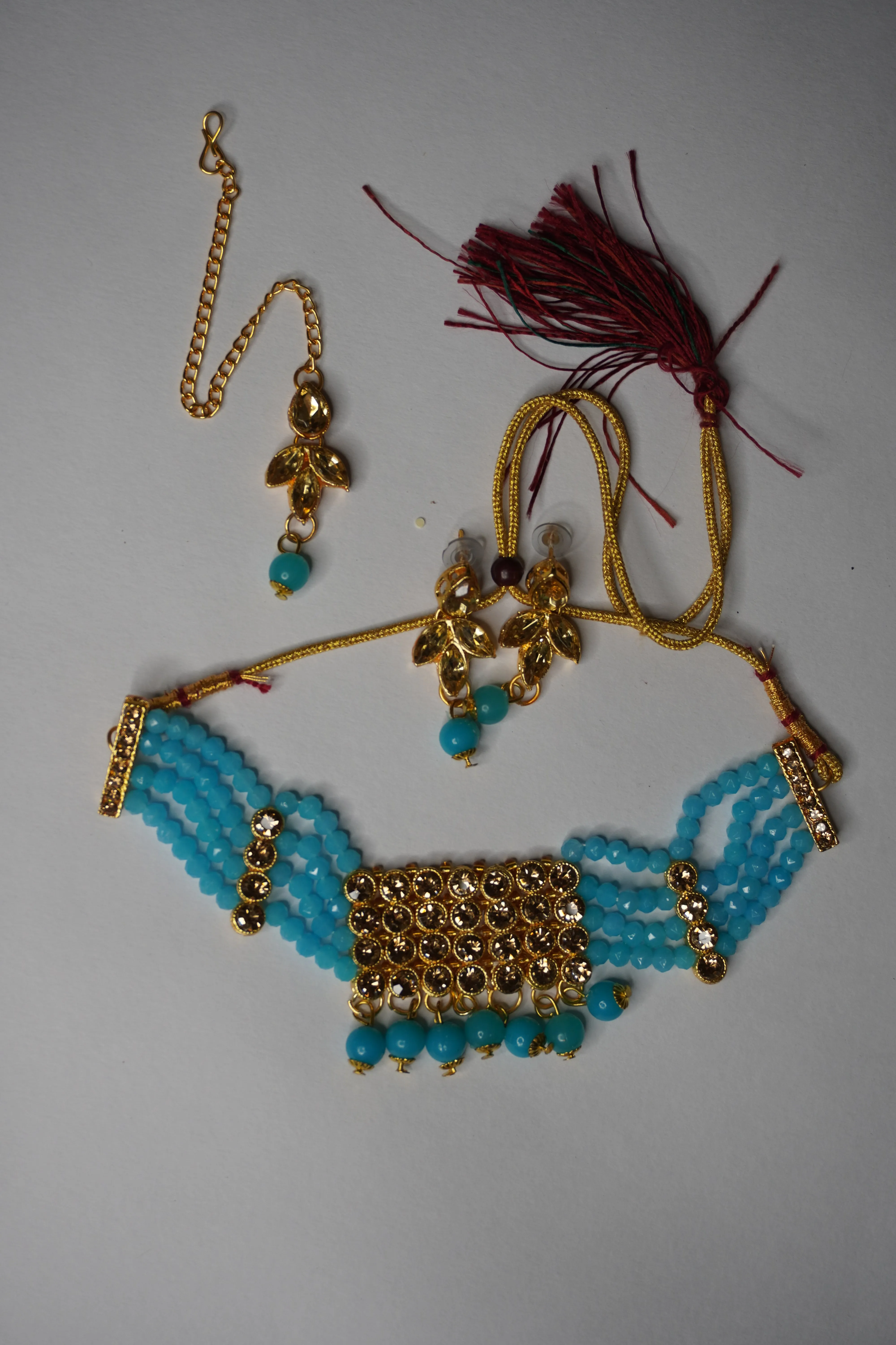 Sky Blue Colour Kundan Necklace with Earring & Maang Tikka