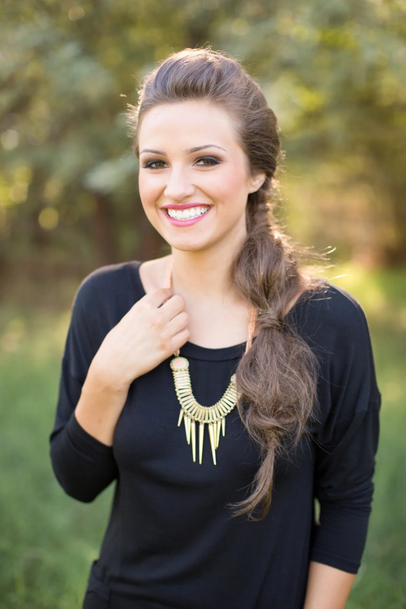 Sparkling Spiked Peach Necklace