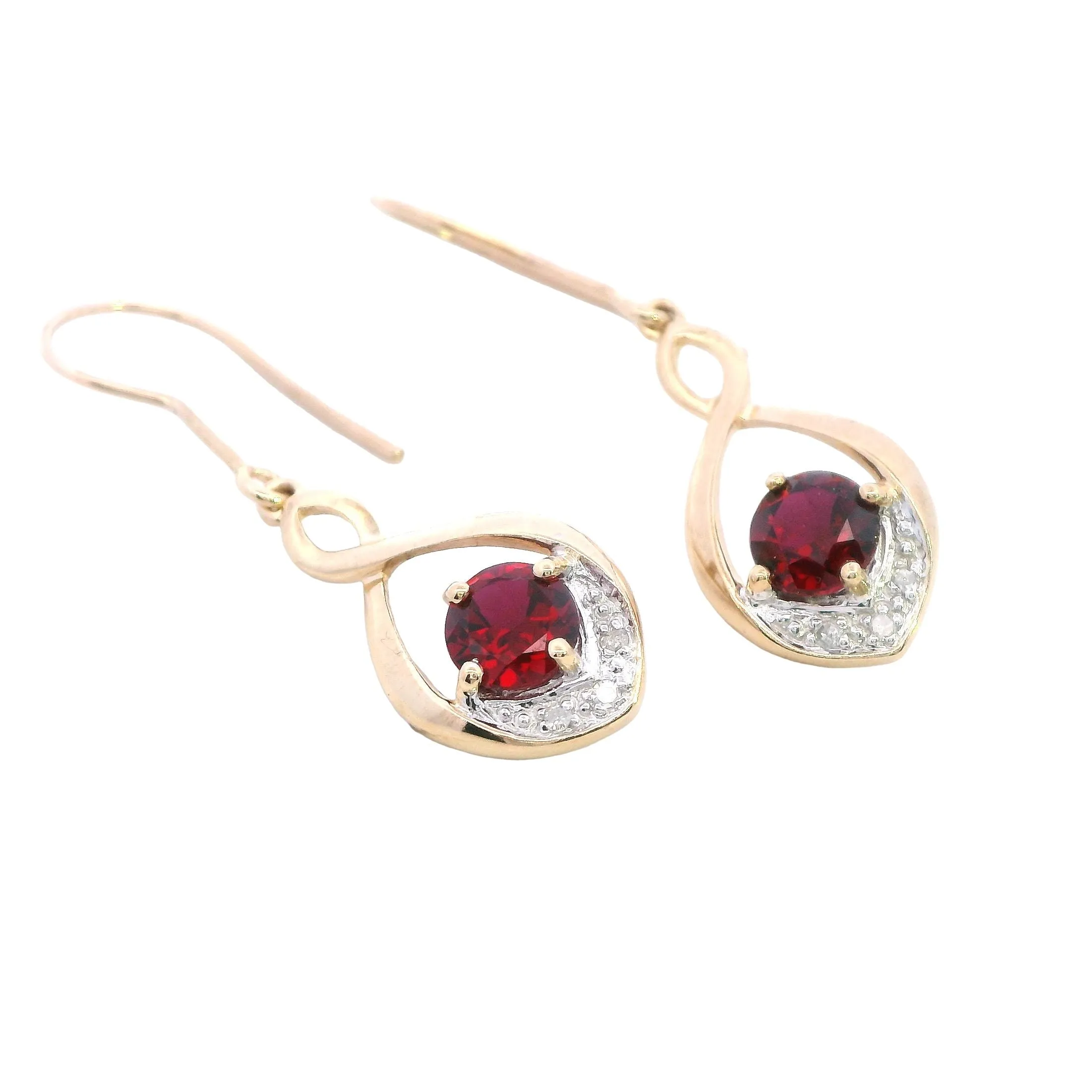 Stunning 9ct Yellow Gold Synthetic Ruby & Diamond Drop Earrings