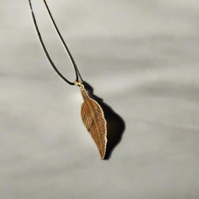 Tiger's Eye Leaf Gemstone Necklace – Focus, Strength, and Positivity