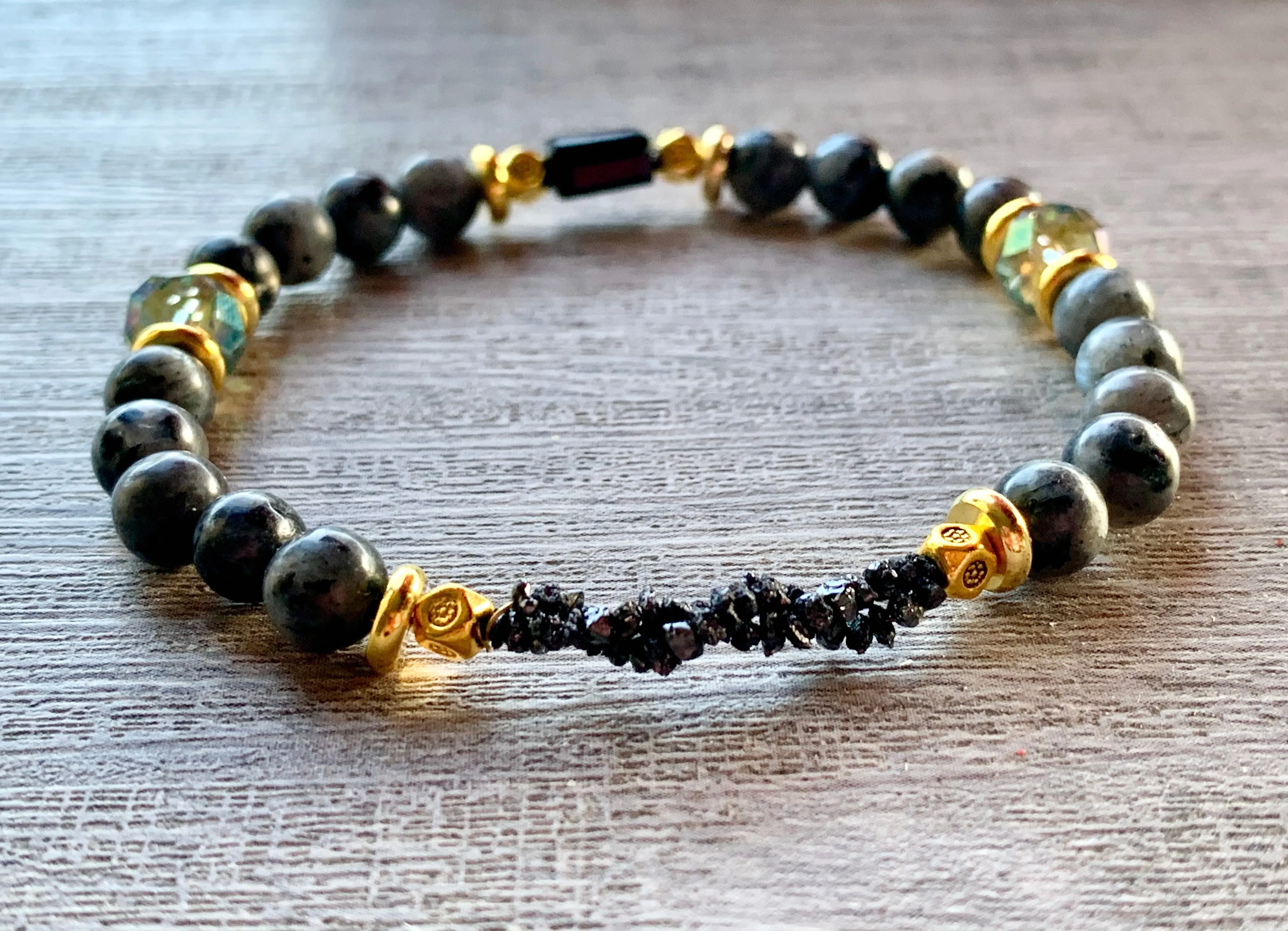 Victor Handmade Black Diamond, Labradorite, Austrian Crystal, and Gold Plated Hematite Expandable Bracelet