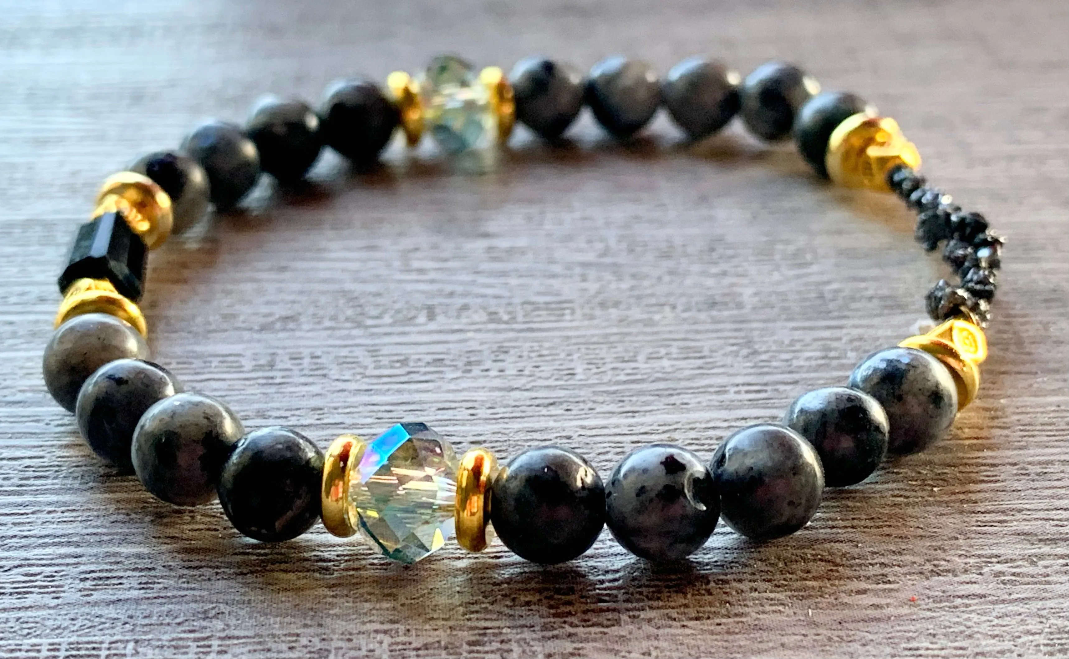 Victor Handmade Black Diamond, Labradorite, Austrian Crystal, and Gold Plated Hematite Expandable Bracelet