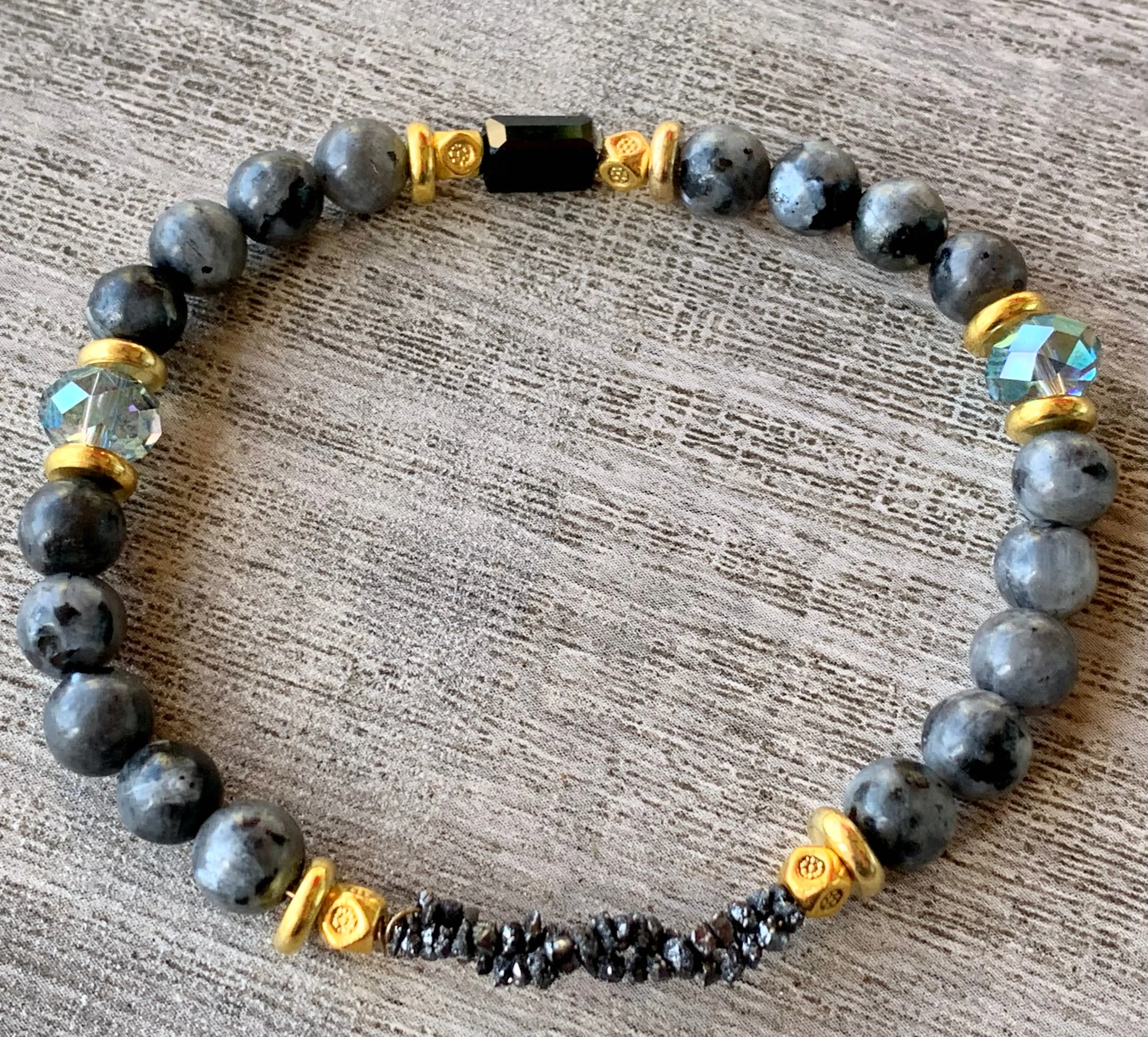 Victor Handmade Black Diamond, Labradorite, Austrian Crystal, and Gold Plated Hematite Expandable Bracelet