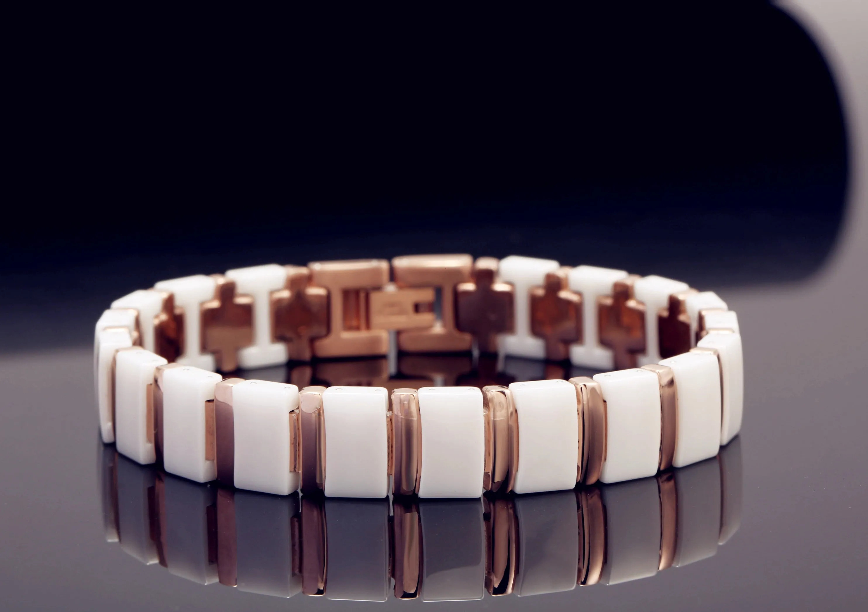 Women's Fashion Rose Gold Bracelet